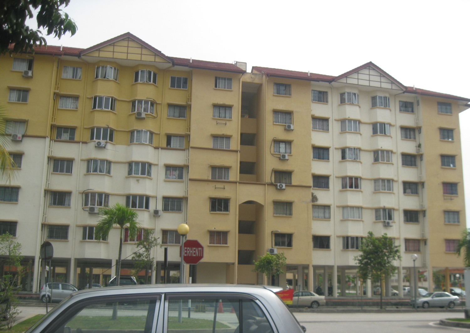 Rumah Apartment Apartment Carlina Kota Damansara Untuk 