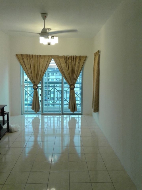 Casa Riana Apartment, PUJ 2, Puncak Jalil, Seri Kembangan